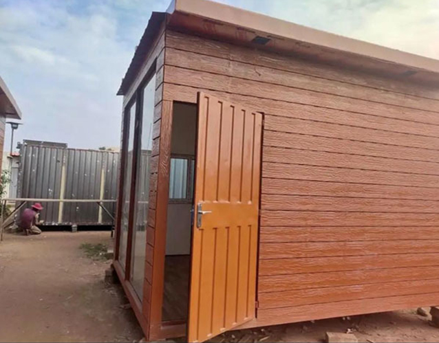 portable wooden cladding cabin-1